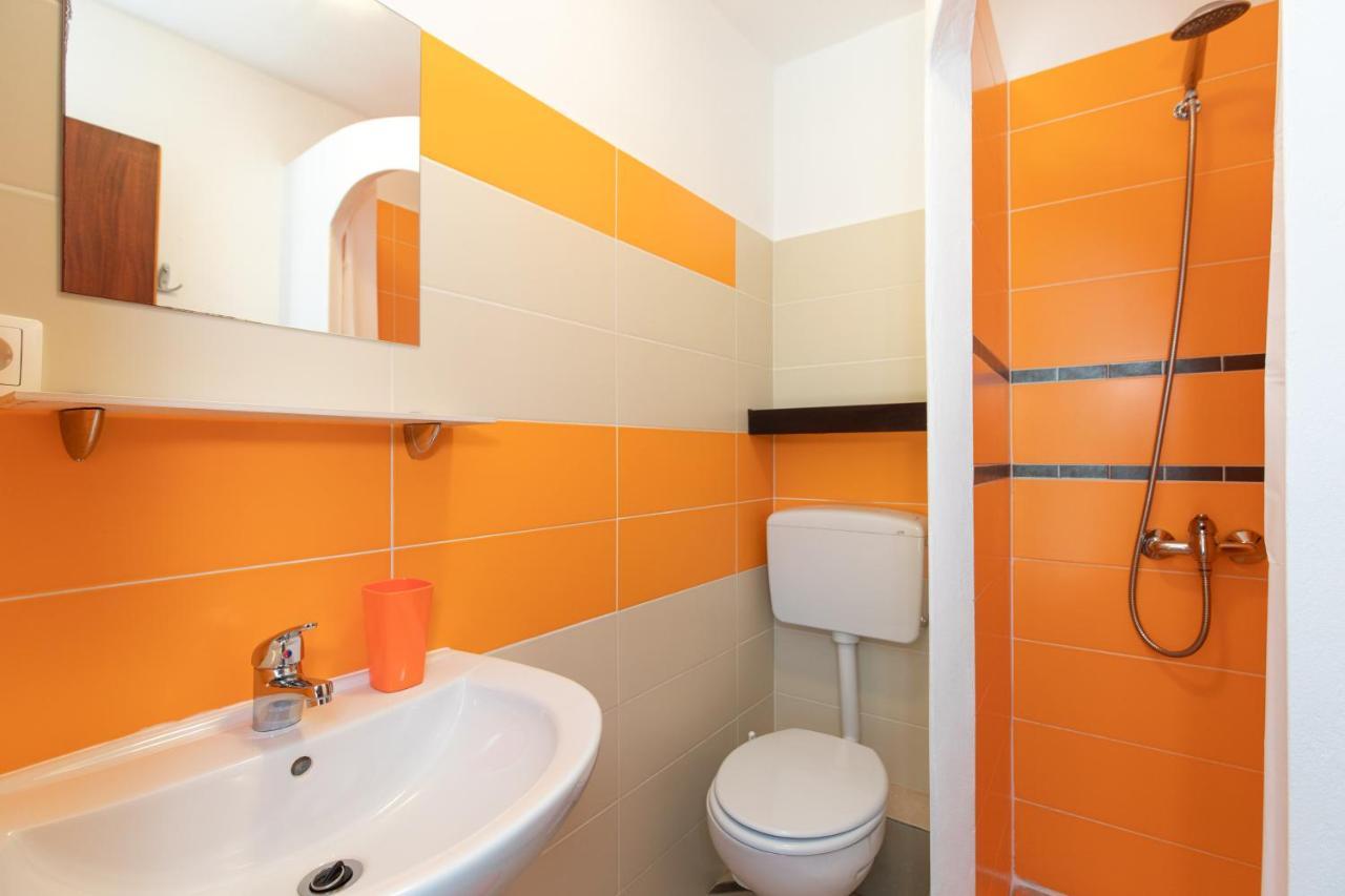 Apartment Linda Врбник Екстер'єр фото